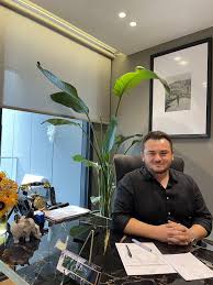 Dr. Oguzhan Hasbal - Now Hair Time