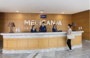 Medicana International Hospitals (Départements de greffe de cheveux). greffe de cheveux en Turquie