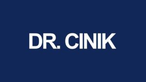 Clinique Dr. Cinik : Une Approche Personnalisée et Artistique